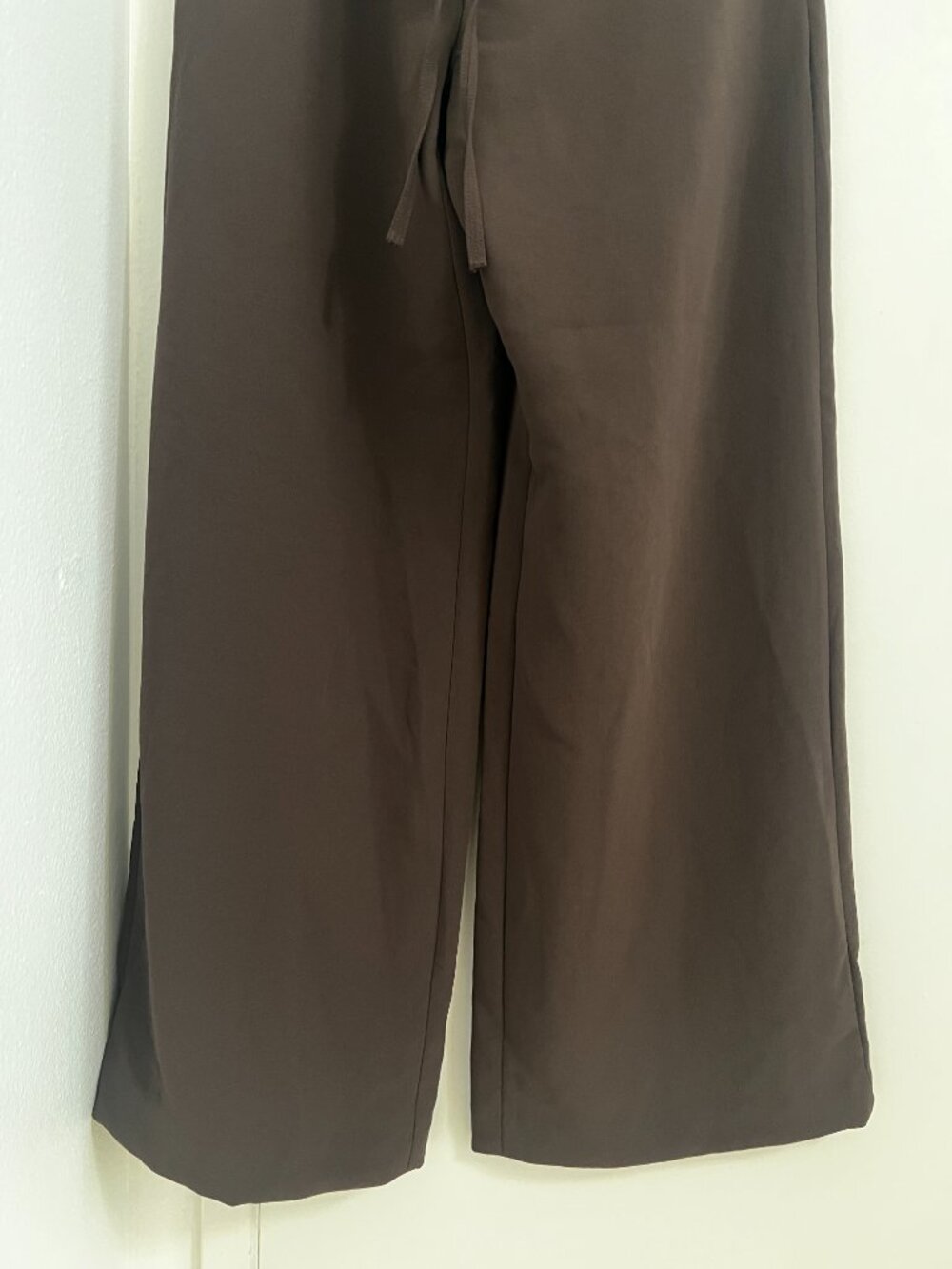 Aritzia Wilfred The Lodge Pants- Crepette- Rich Mocha Brown - Size Medium - Picture 3 of 7